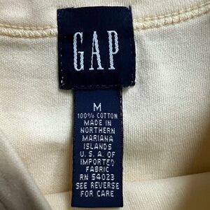Vintage Gap  s/s tee shirt soft yellow, 100% cotton, women’s medium